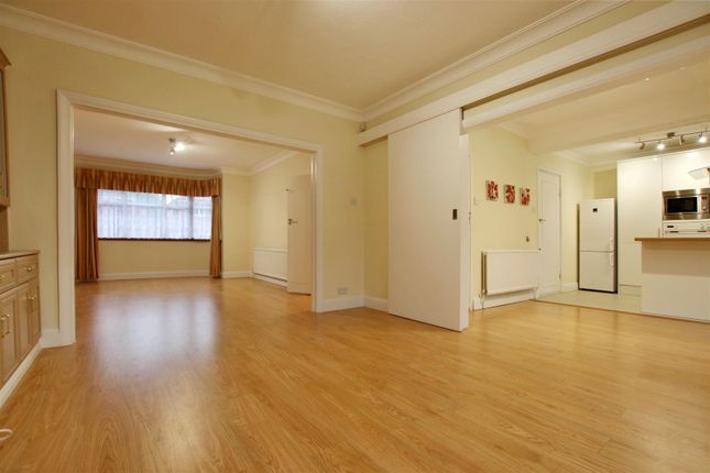 70, Howberry Road, Edgware photo 4