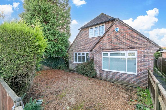 Thumbnail Detached house for sale in Moat Road, East Grinstead