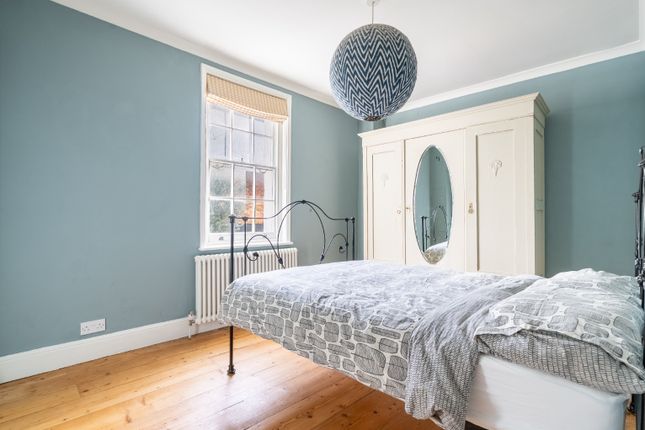 22, Robert Street, Brighton photo 4