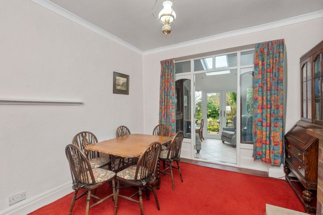 24 Daresbury Road, St. Helens photo 5