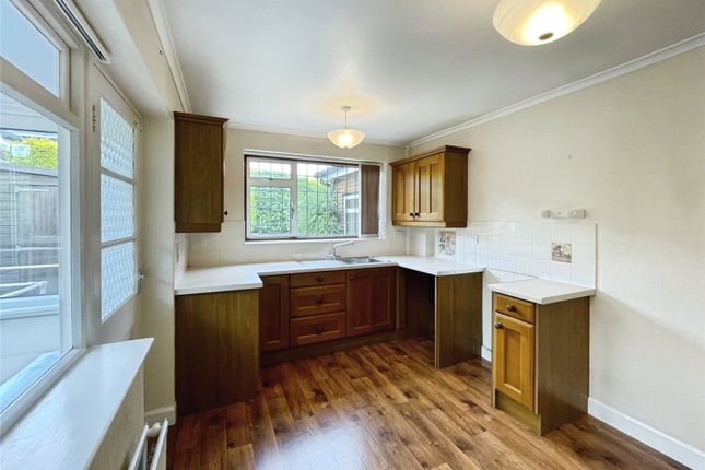 4, Firthwood Close, Dronfield photo 2