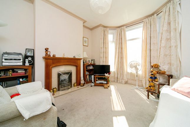 4, Mather Road, Prenton photo 3