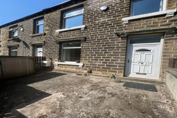Thumbnail Terraced house to rent in Dodds Royd, Huddersfield