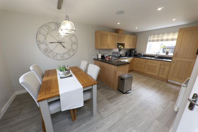 45, White Park Place, Retford photo 3