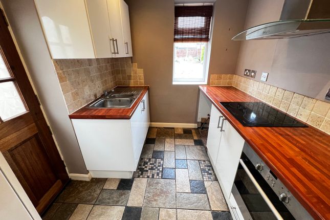 97, Standhills Road, Dudley photo 5