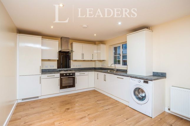 Flat 1, Greyhound House, 123 Shipbourne Road photo 4