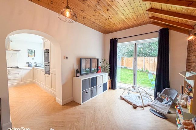 12 Birchfields, Altrincham photo 3