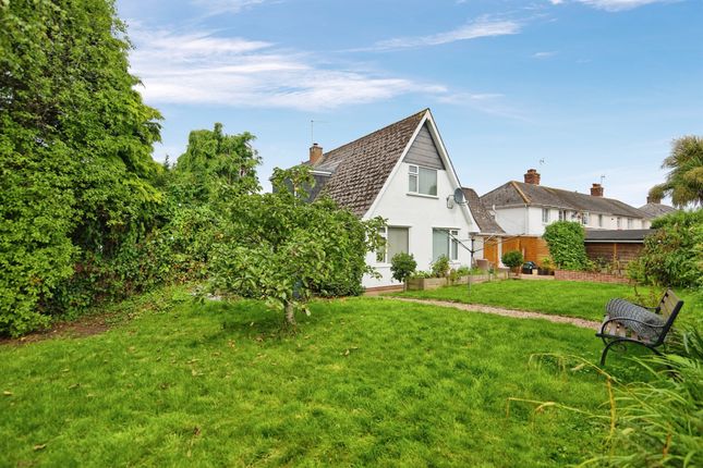 83, Periton Lane, Minehead photo 3