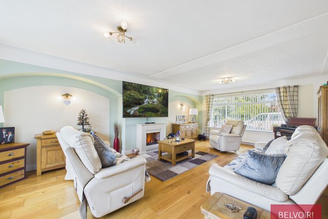15 Railway Road, Wrexham photo 3