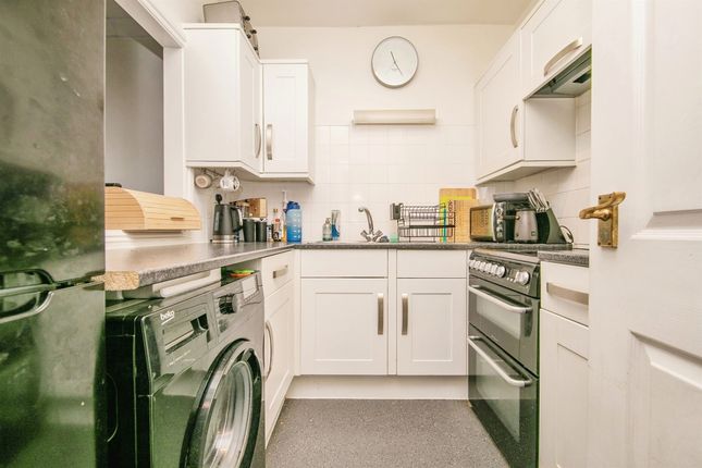 Flat for sale in Acer Grove, Ipswich