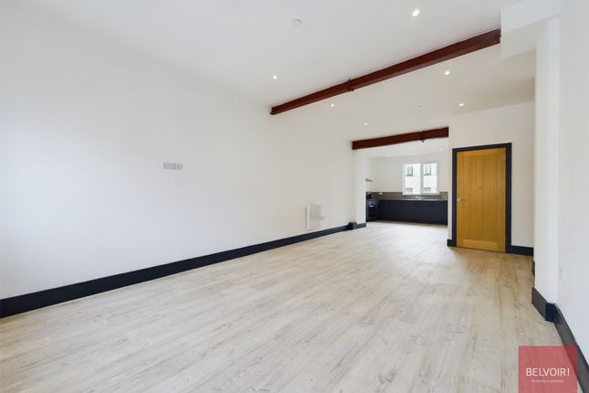 Flat to rent in Kings Building, City Centre, Swansea