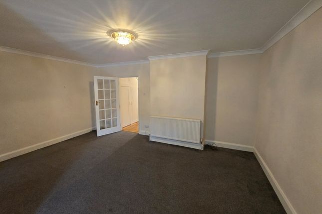 Thumbnail Terraced house to rent in Granville Road, North Finchley