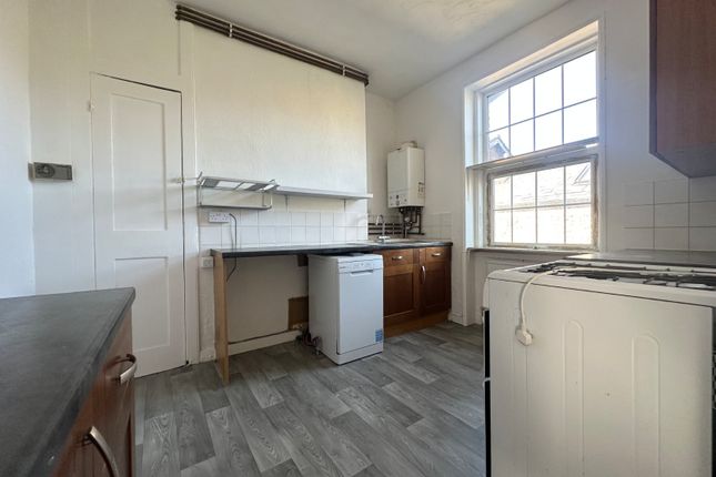 13, Abbots Hill, Kent photo 2