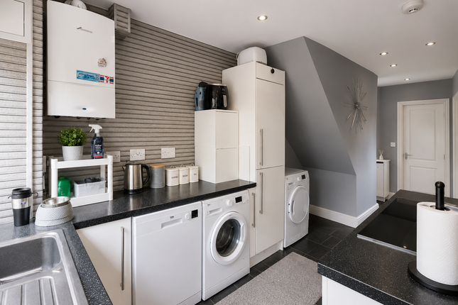 50 Stepford Road, Glasgow photo 3