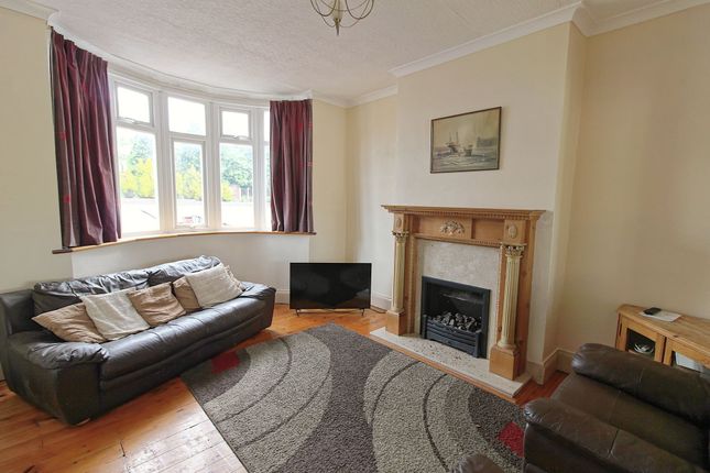 156 Harborough Road, Leicester photo 2