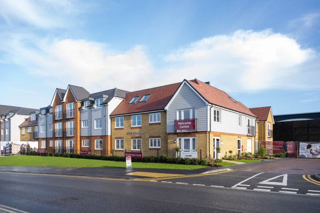 Thumbnail Flat for sale in Westwood Cross, Margate