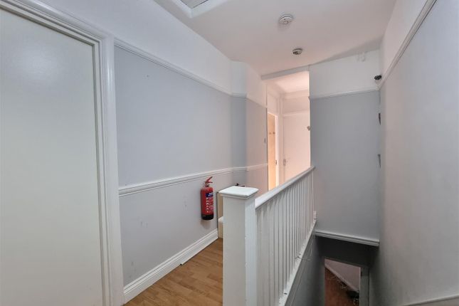 75a, Longbridge Road, Barking photo 4