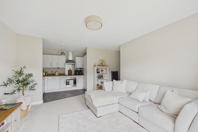 14 Somerford House,, Hill View Road, Malvern photo 2