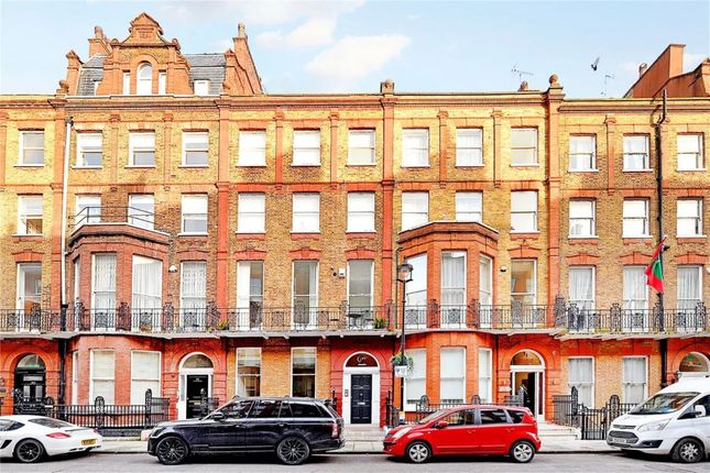 Flat to rent in Nottingham Place, Marylebone, London