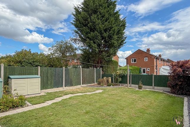 13, Laburnum Road, Northwich photo 3