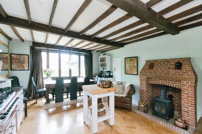 Down Cottage, Collington Lane East, Bexhill-On-Sea photo 4