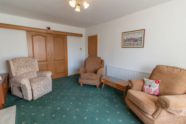 97, Ruskin Avenue, Middlesbrough photo 3