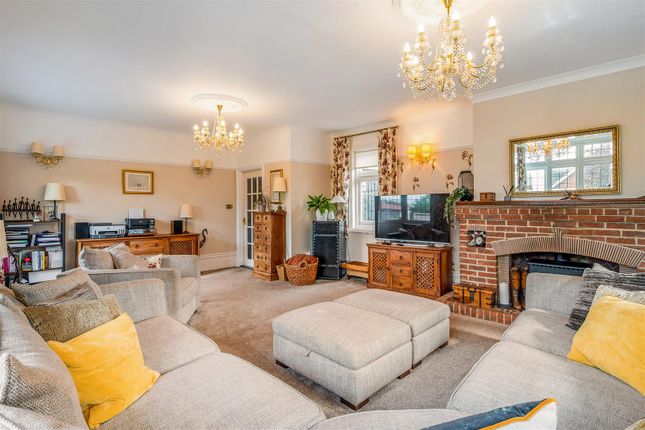 Durlock, 11, London Road, Waterlooville photo 4