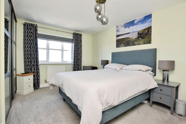 40, Lon Y Berllan, Abergele photo 4