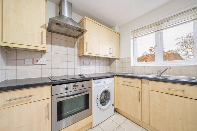 29, Flamingo Court, Nottingham photo 2