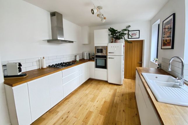 654, Holderness Road, Hull photo 4