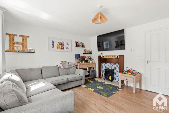27, Fotescue Road, Cheltenham photo 3