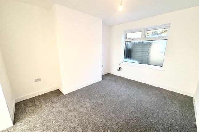 61, Sheffield photo 4
