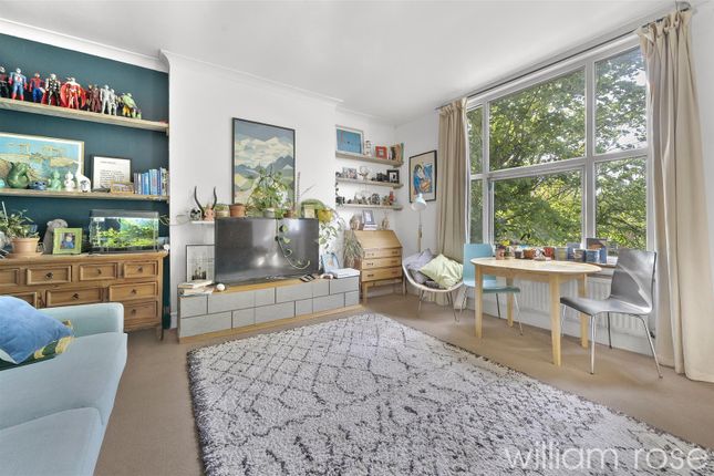 1-bed flat on 686a, High Road, Buckhurst Hill, £275,000