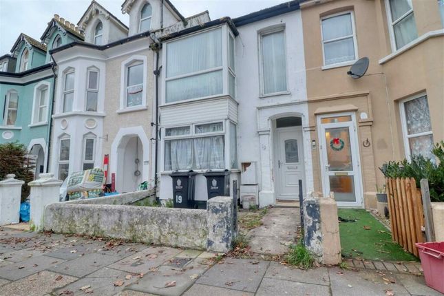 Thumbnail Flat for sale in Beach Road, Clacton-On-Sea