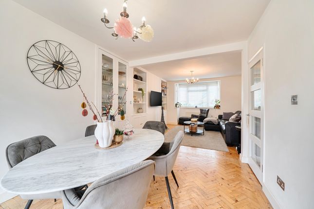 13, Brooklyn Way, West Drayton photo 4