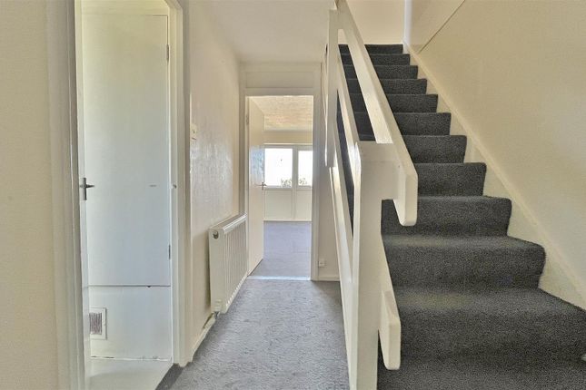 11, Darcy House, Spendells Close, Walton On The Naze photo 3