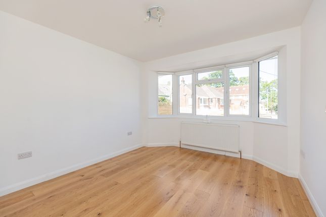 Acacia, Gillingham photo 4