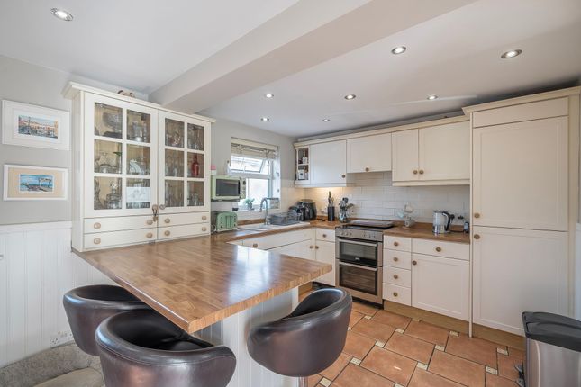 Flat 1, 81 Burgh Heath Road, Epsom photo 2