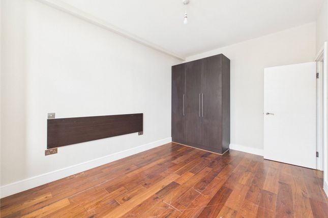 16, Met House, 215, Francis Road, London photo 4