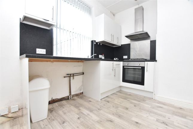 112, Zoar Street, Leeds photo 3