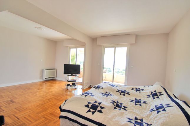 Apartment for sale in Cap d Ail, Villefranche, Cap Ferrat Area, French Riviera