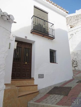 Thumbnail Town house for sale in Salares, Andalusia, Spain