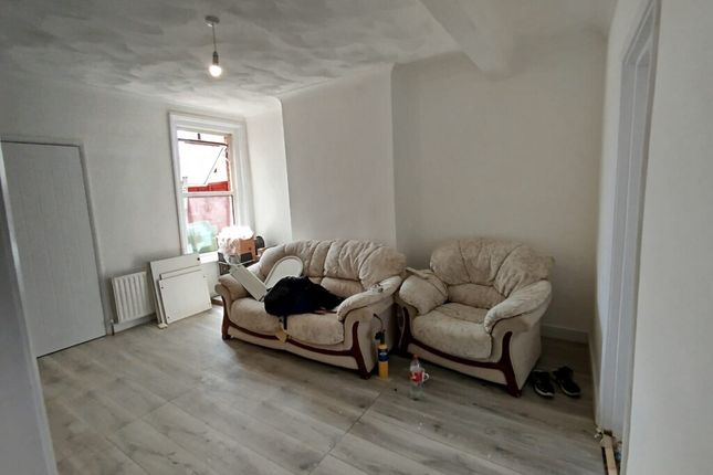 138, Ludlow Road, Southamton photo 2