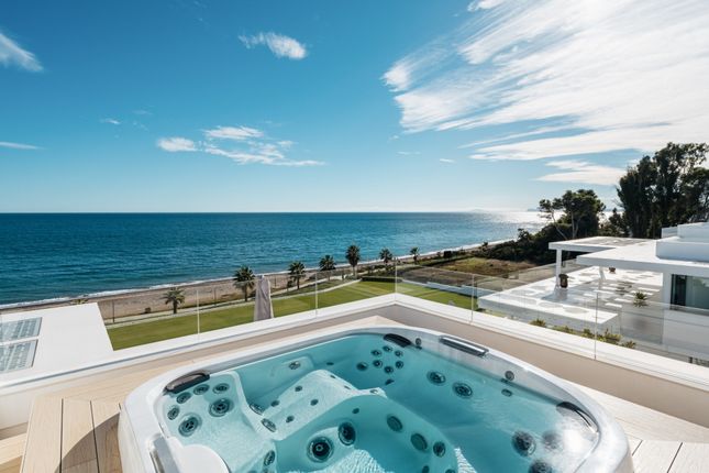 Thumbnail Property for sale in Emare, Estepona, Malaga, Spain