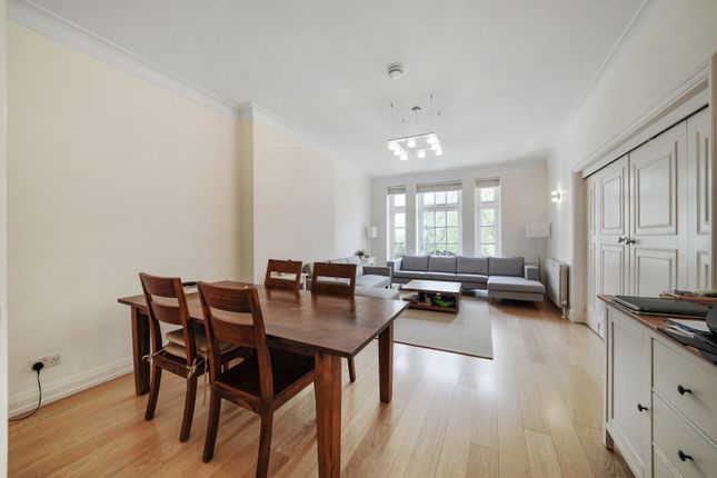 Flat to rent in Finchley Road, St John's Wood