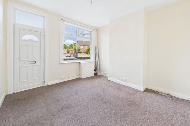 27 Huthwaite Road, Sutton-In-Ashfield photo 2