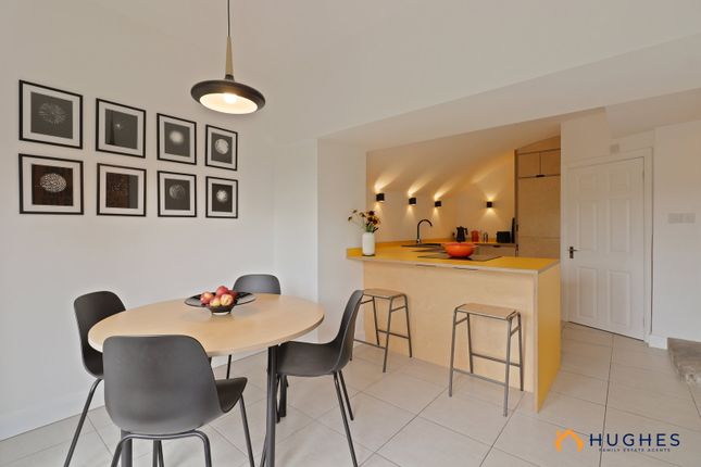 2-bed house on 515, Loxley Road, Sheffield, £300,000