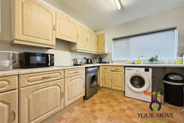 16, Violet Avenue, Kent photo 4