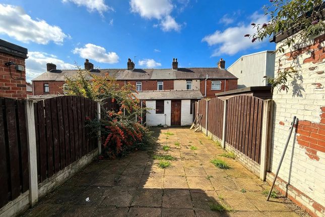 12 Hilton Street, Barnsley photo 4