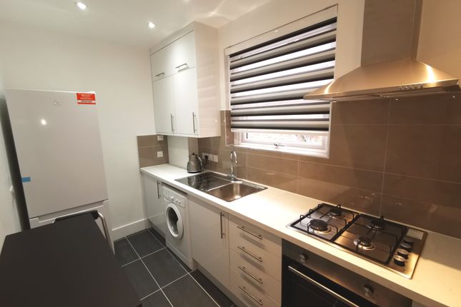 Maisonette to rent in Lordship Lane, Wood Green